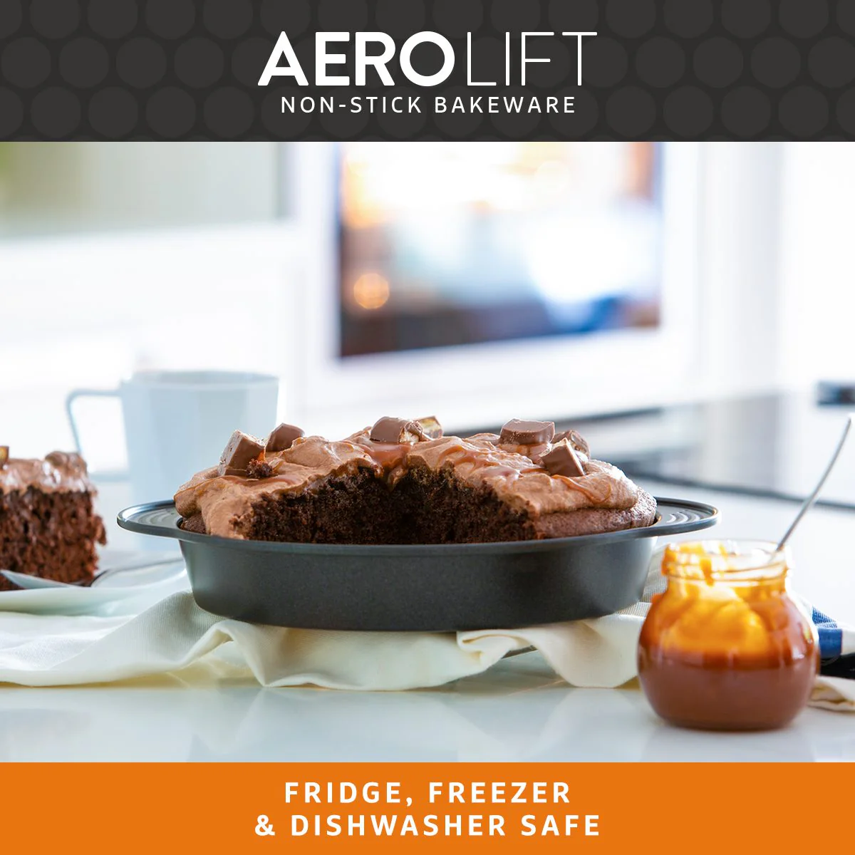 Aerolift 8" Square Cake Tin - Image 5