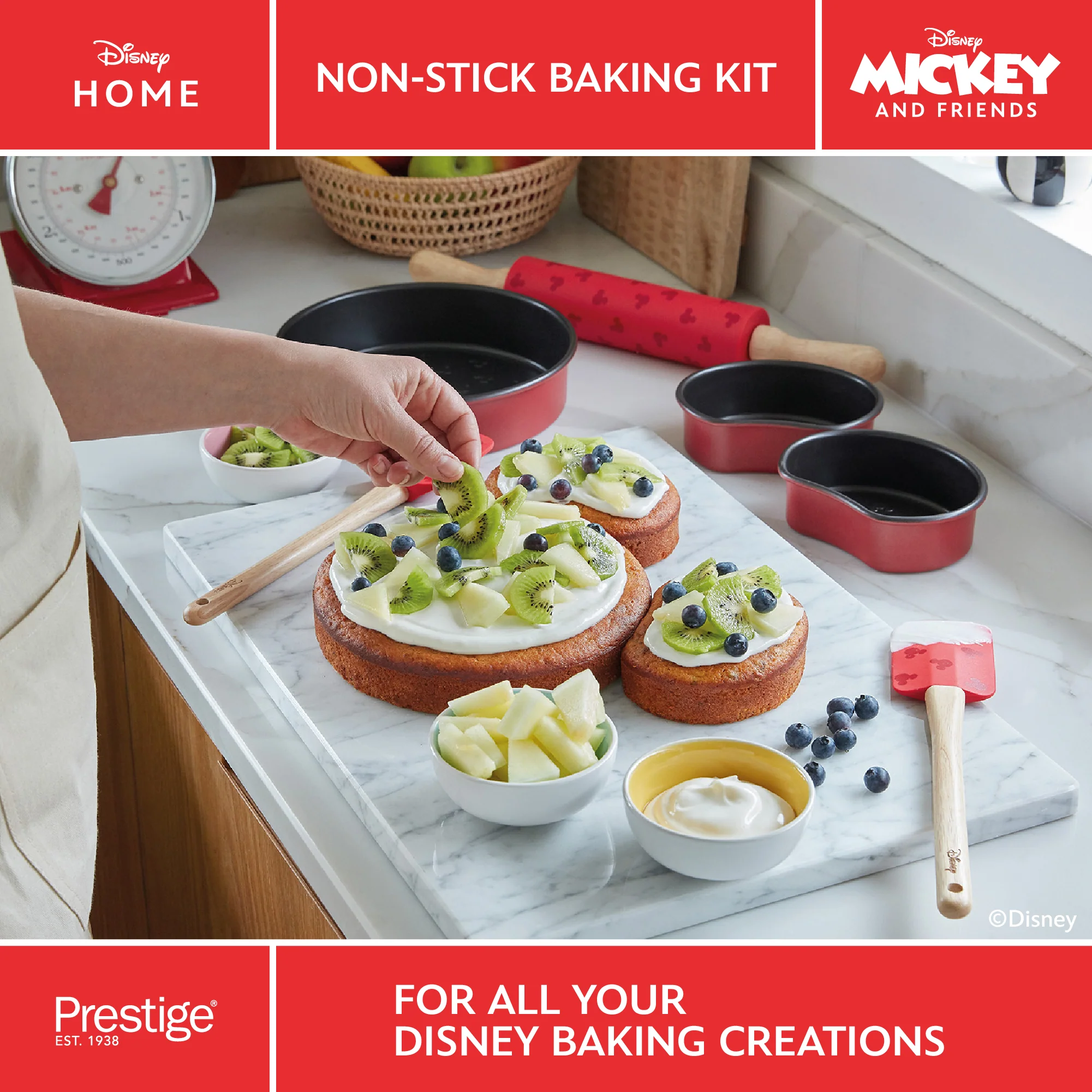 Disney Bake with Mickey: Complete Non-Stick Baking Kit - Image 6