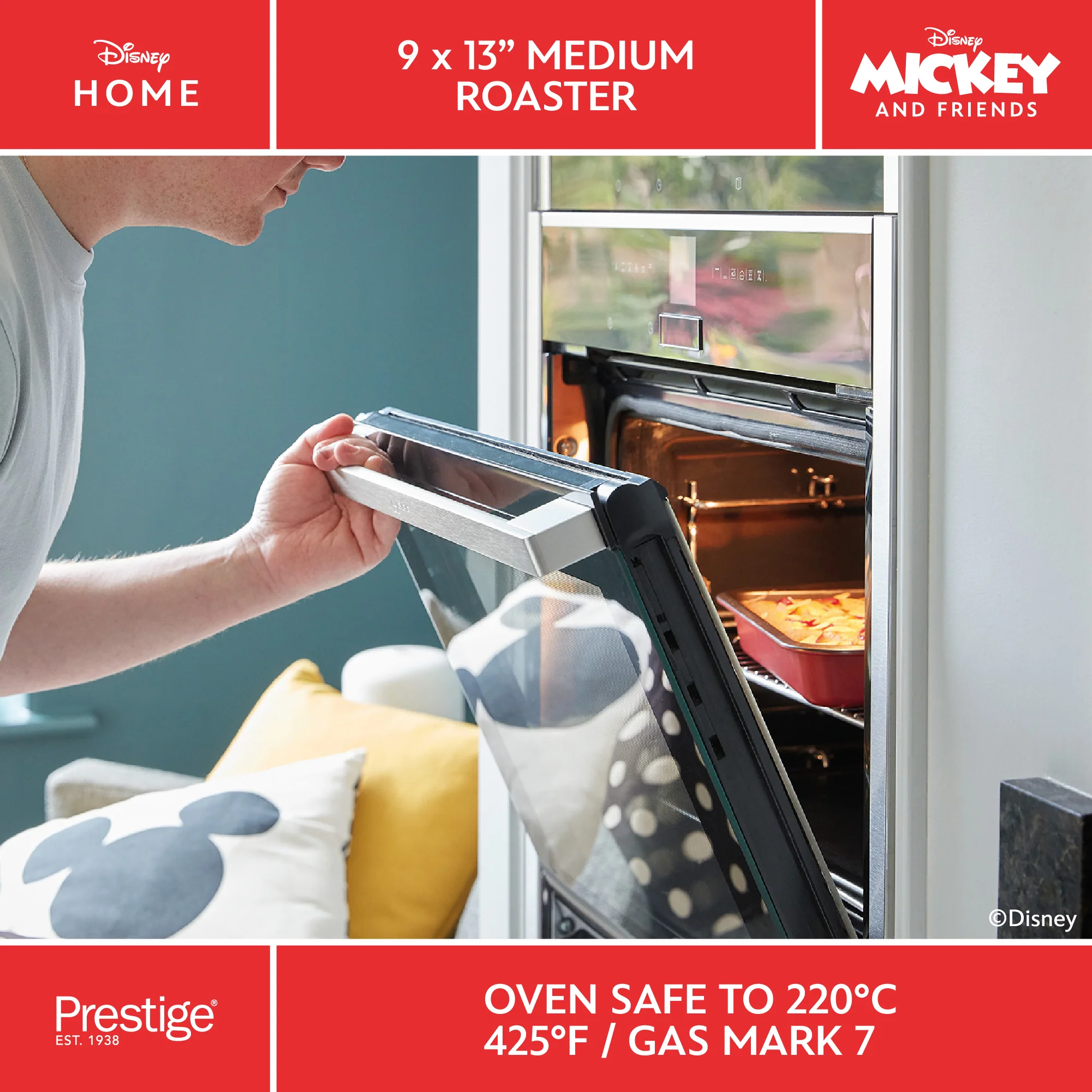 Disney Bake with Mickey: Large Non-Stick Roaster - 33cm x 23cm - Image 3