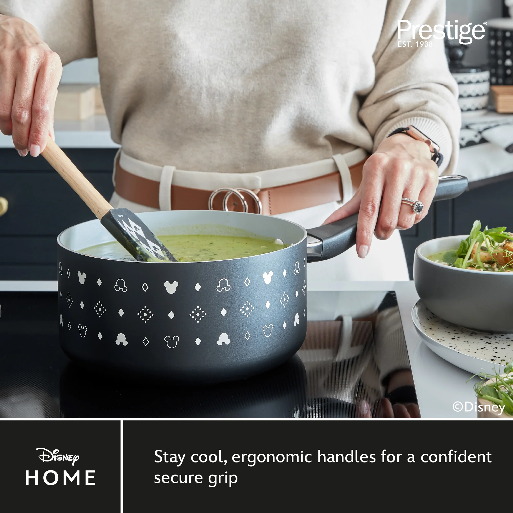 Disney Monochrome Mickey Mouse: Ceramic Non-Stick Saucepan & Lid - Image 3