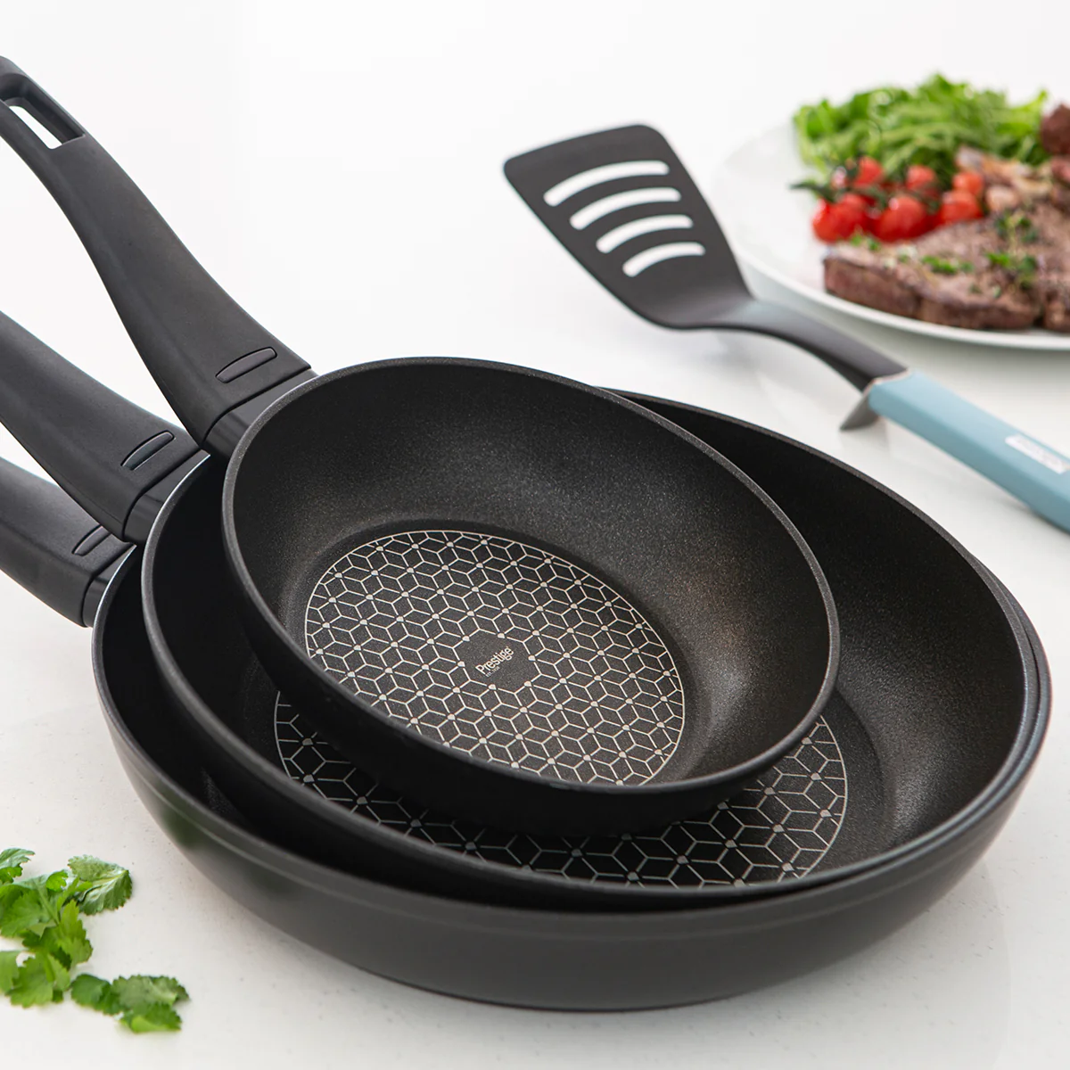 Thermo Smart Heat Indicator: Non-Stick Saucepan & Frying Pan Set - 5 Pieces - Image 8